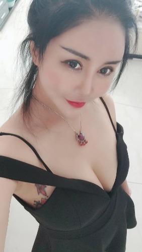 东莞帝豪假日水会少妇